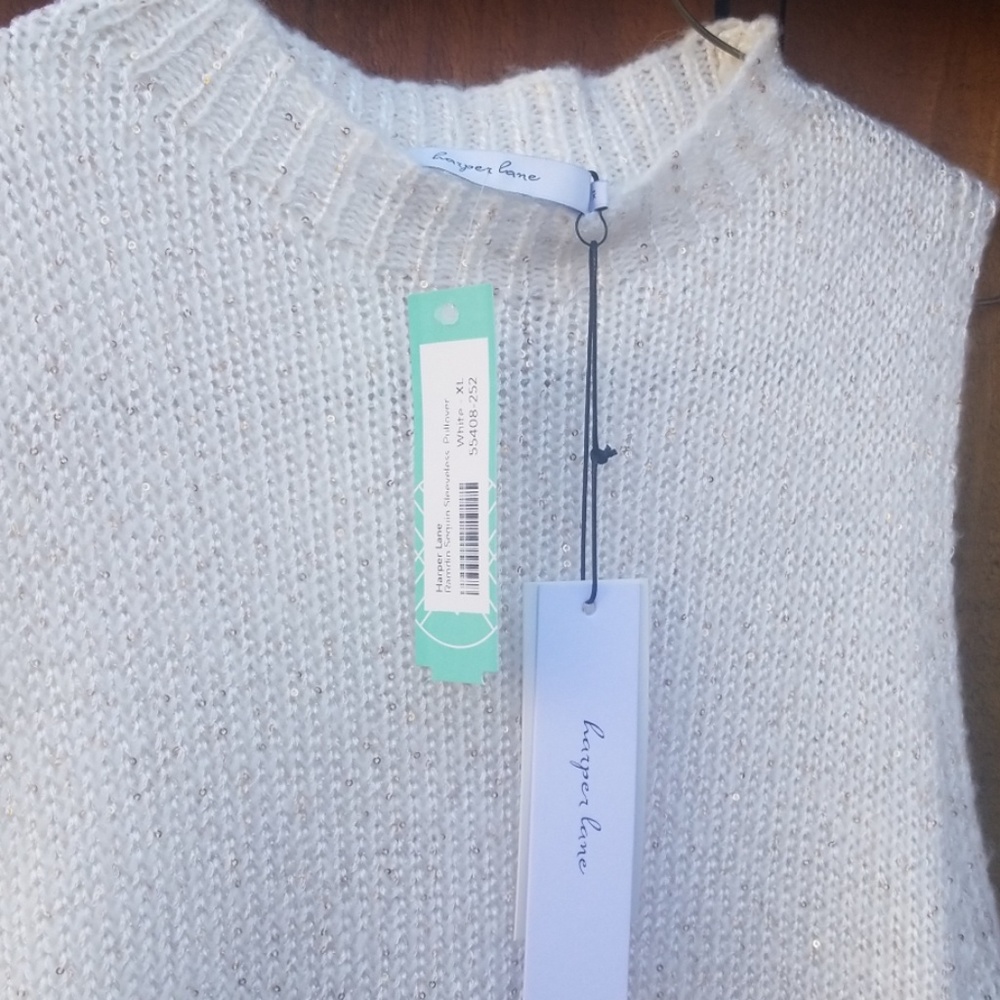 NWT Harper Lane delicate creme top, Stitchfix